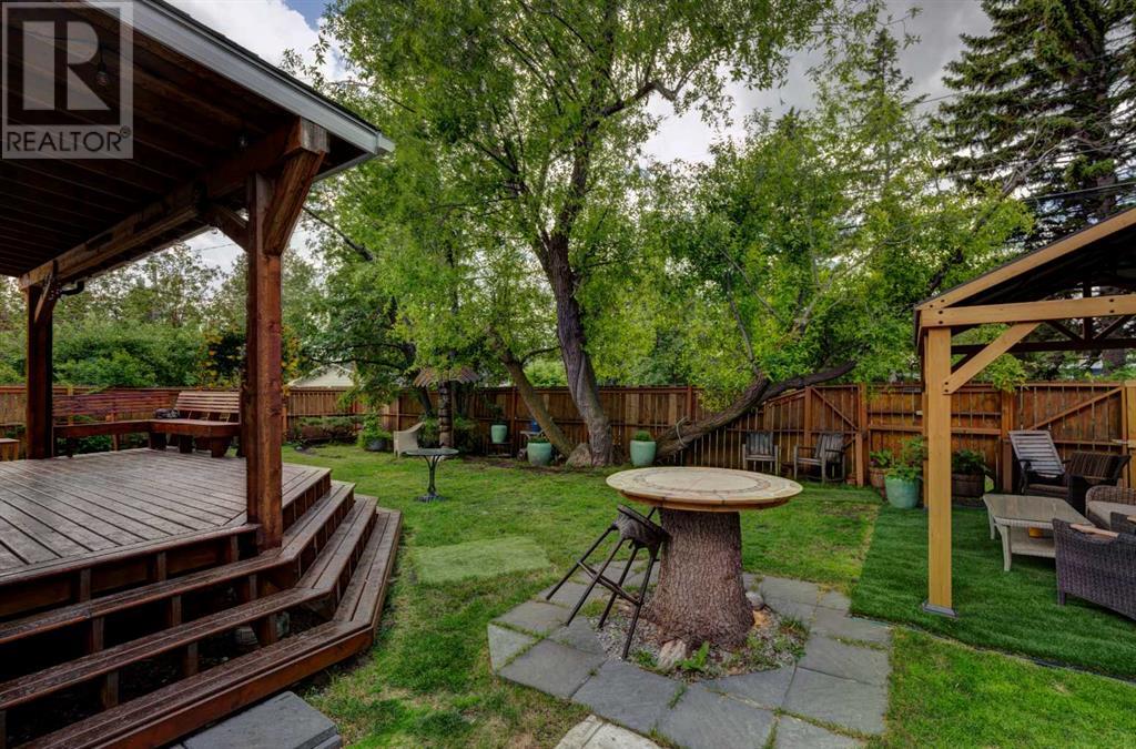 Single Family House 4 Level for Sale in  Wildwood Drive SW Wildwood Calgary 
