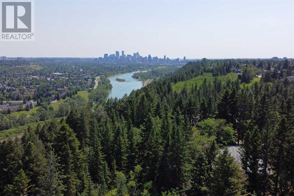 Single Family House 4 Level for Sale in  Wildwood Drive SW Wildwood Calgary 