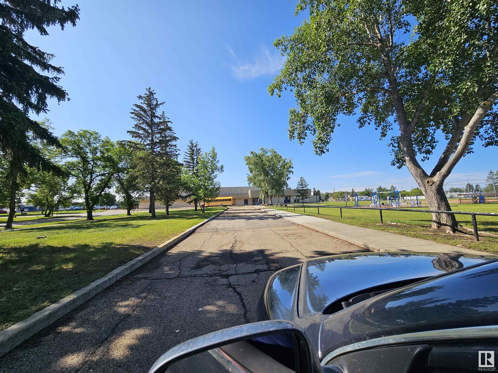 Photo 19 of 4928 54 Av, Redwater AB