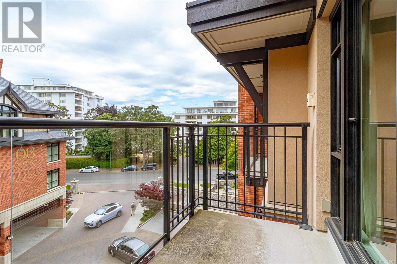 401 1175 Beach Drive, Oak Bay