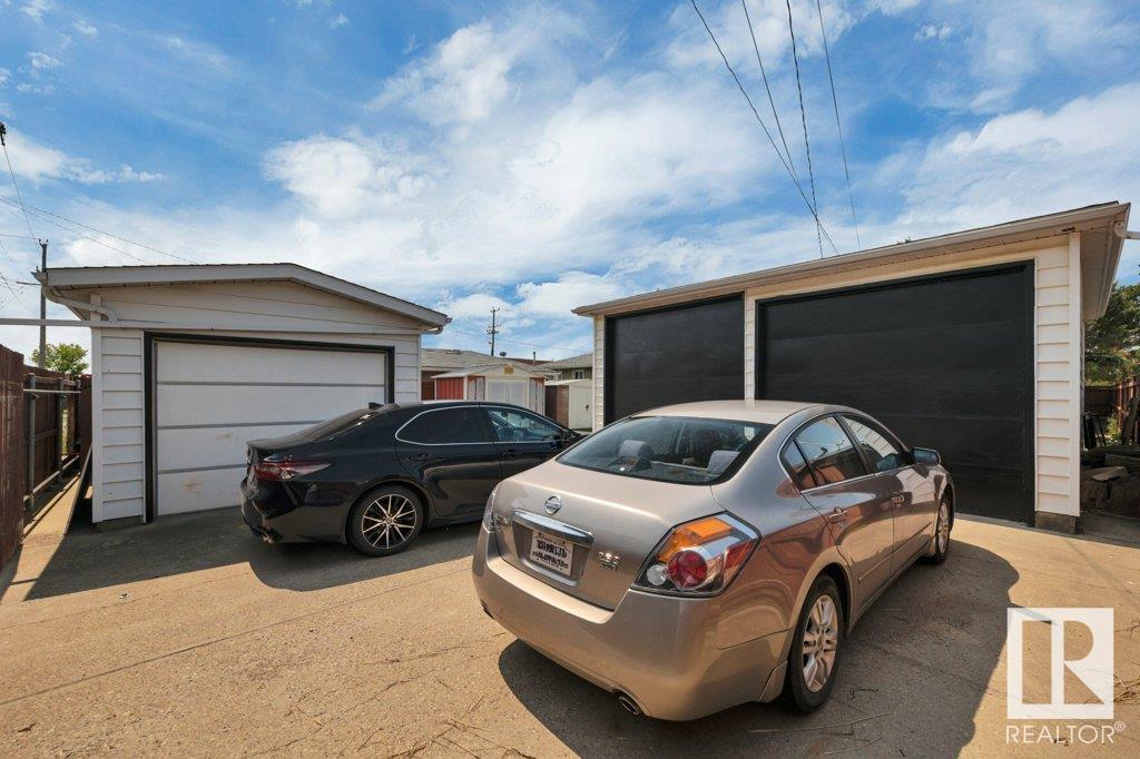 Single Family House Bungalow for Sale in   ST NW Edmonton 