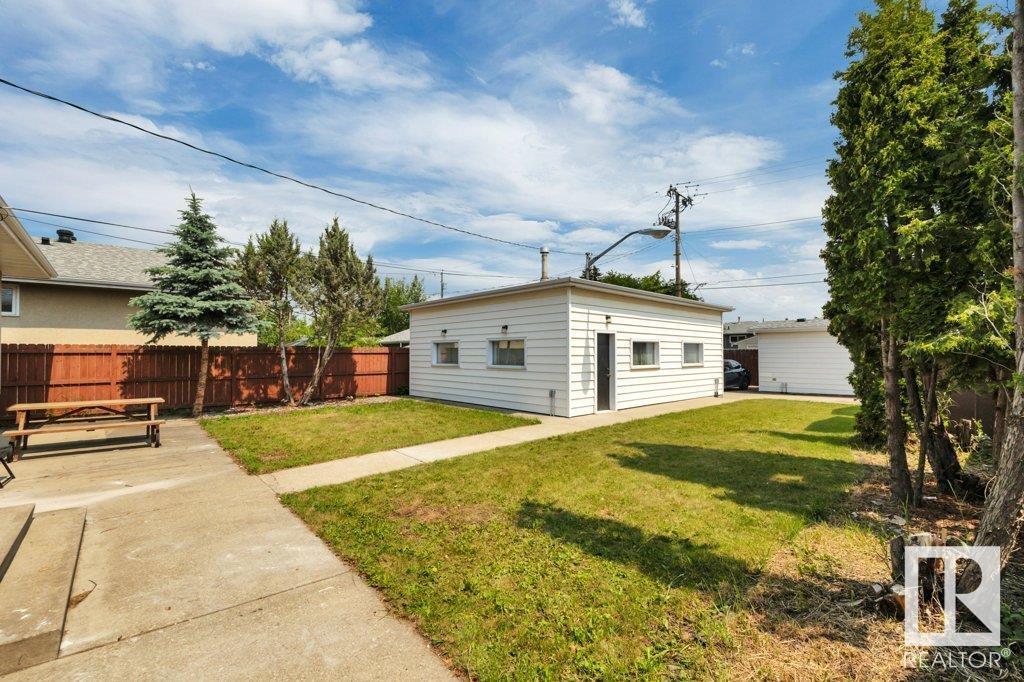 Single Family House Bungalow for Sale in   ST NW Edmonton 