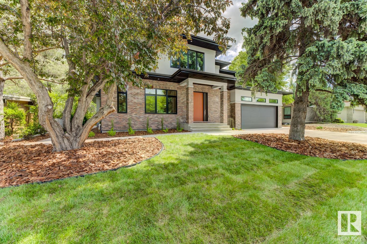 Photo 5 of 6619 123 St Nw Nw, Edmonton AB