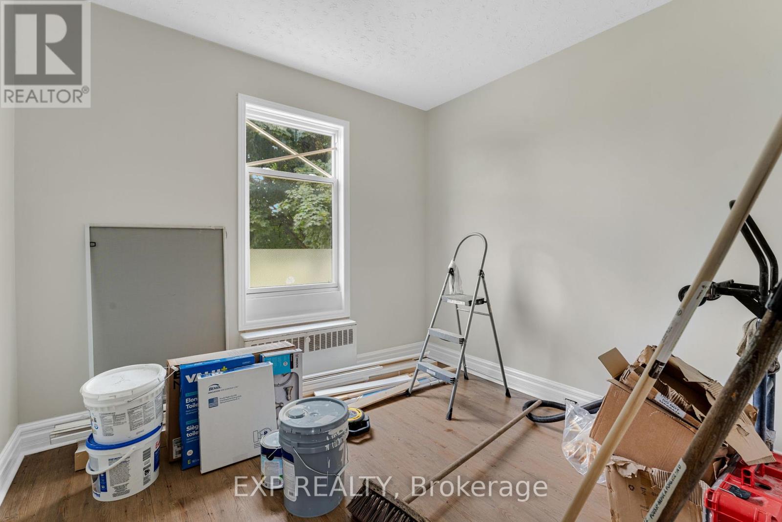 Photo 17 of 480 King Street, Welland ON