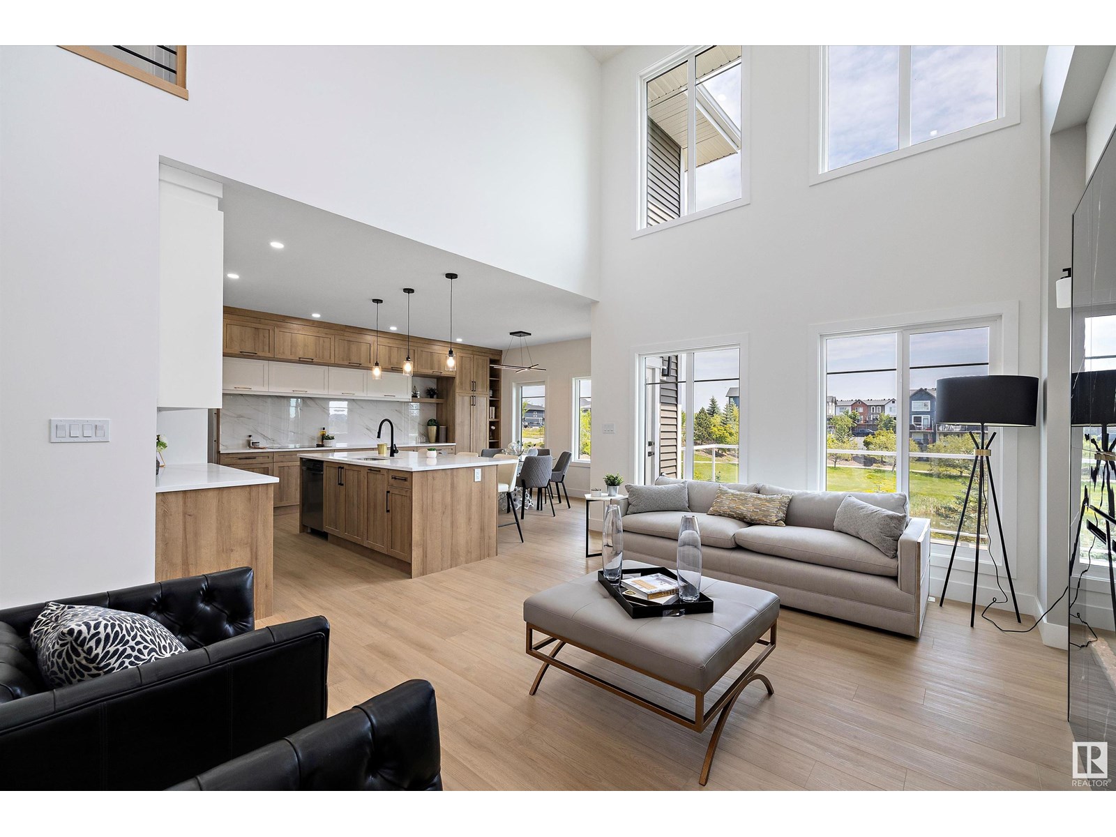 Photo 7 of 6009 Naden Landing Nw, Edmonton AB