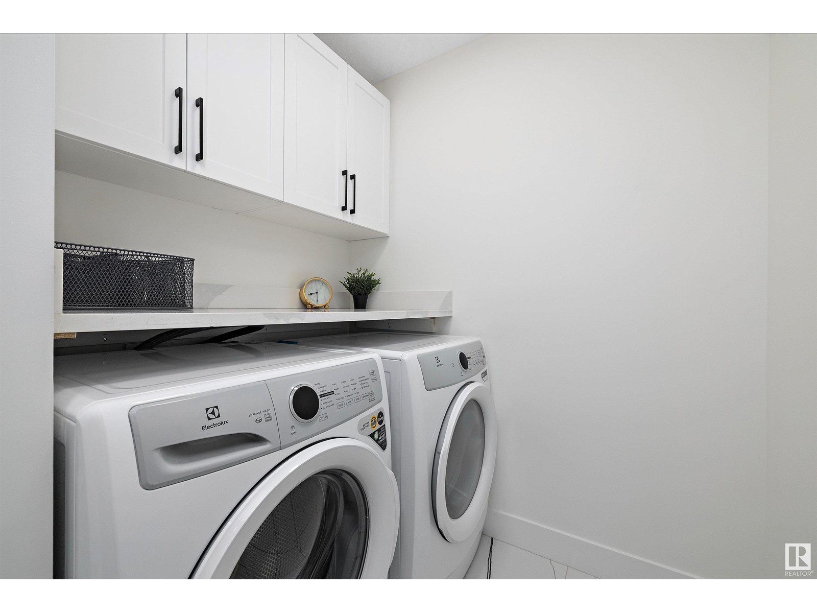 Photo 38 of 6009 Naden Landing Nw, Edmonton AB