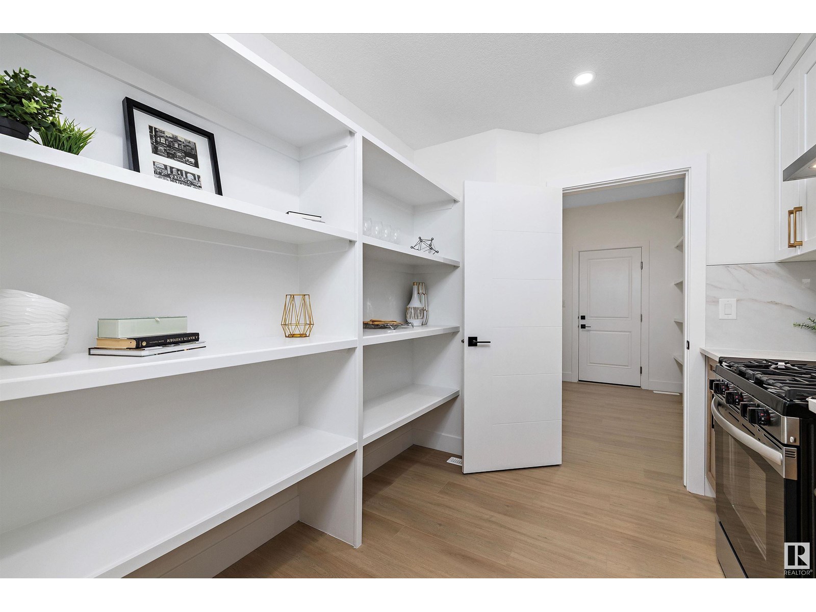 Photo 24 of 6009 Naden Landing Nw, Edmonton AB