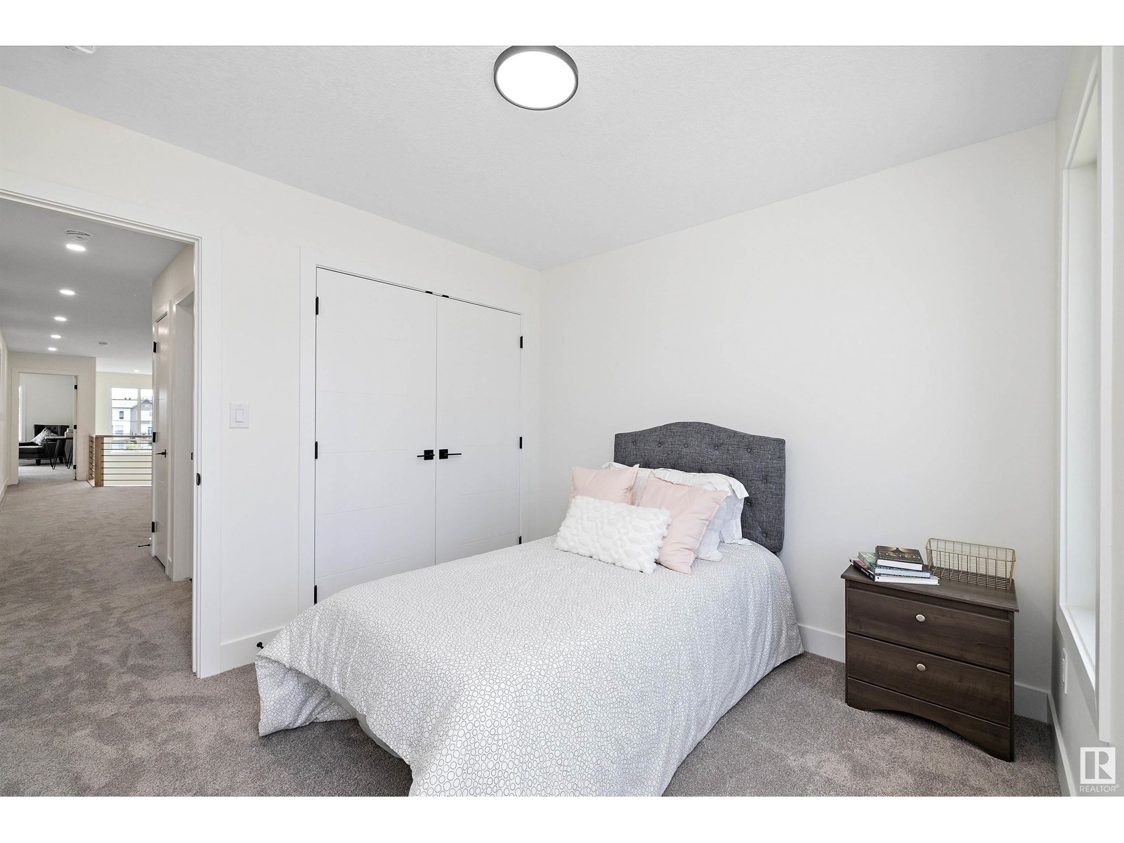 Photo 32 of 6009 Naden Landing Nw, Edmonton AB