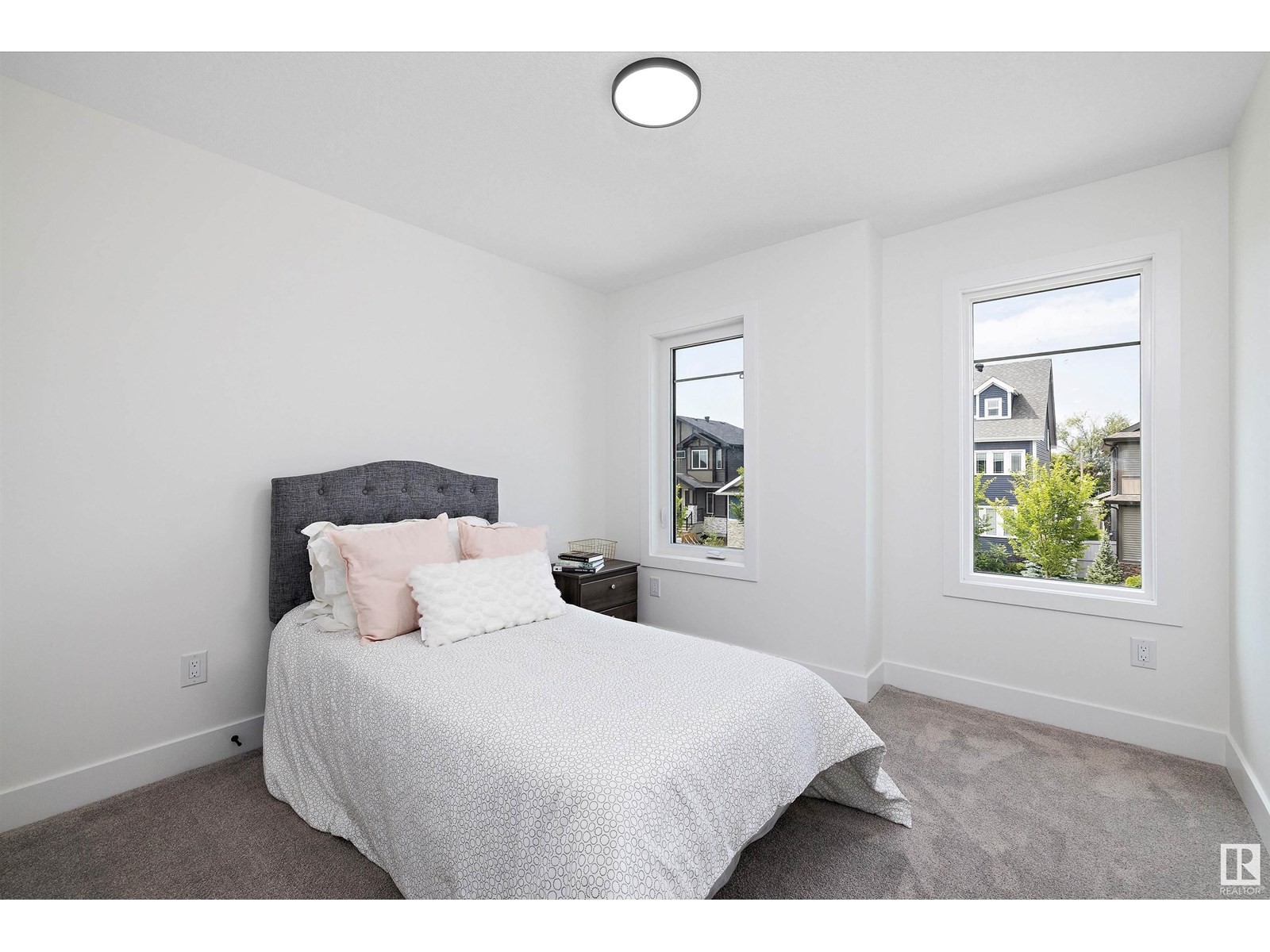 Photo 31 of 6009 Naden Landing Nw, Edmonton AB