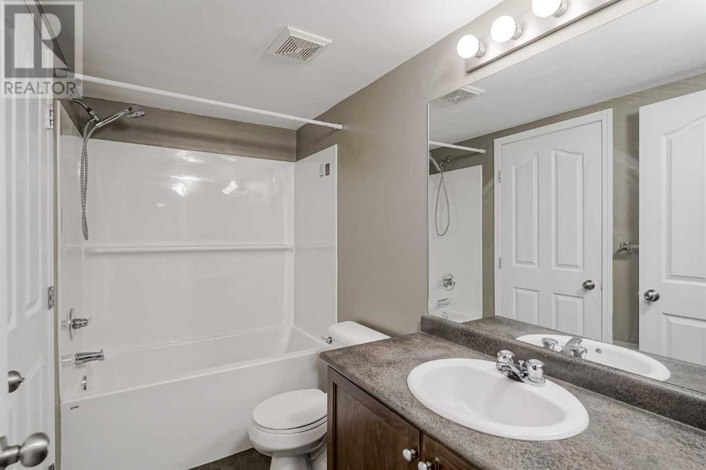 Single Family House for Sale in   Eversyde Avenue SW Evergreen Calgary 