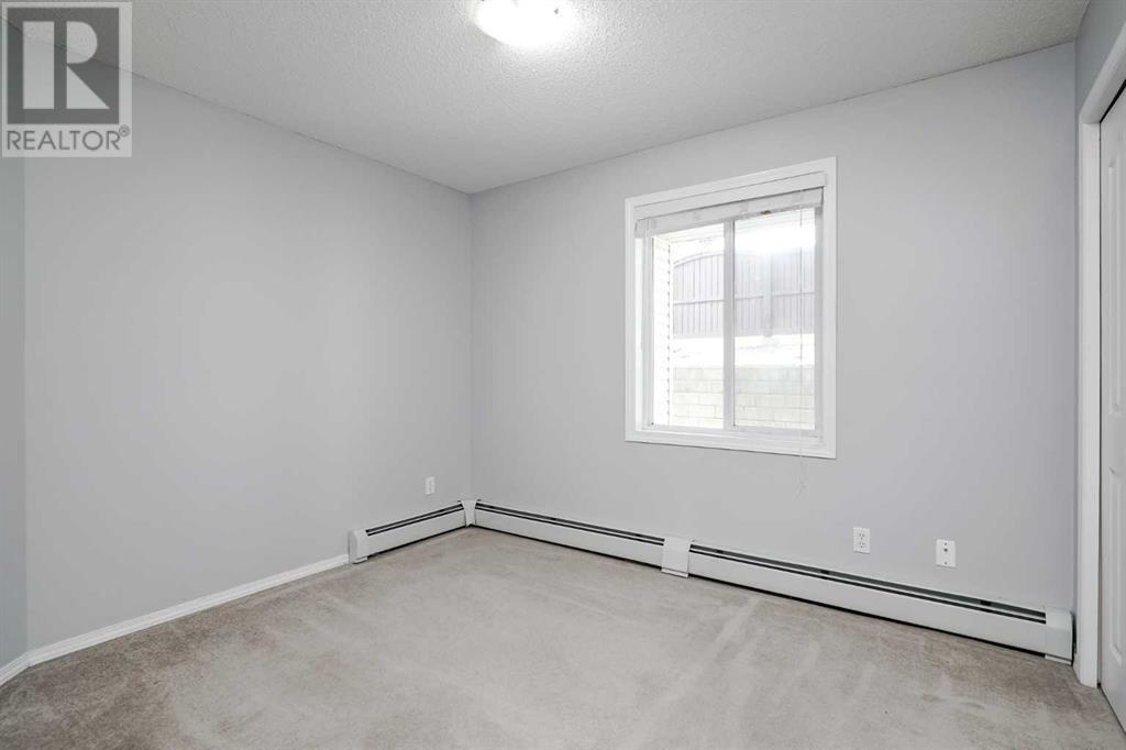 Single Family House for Sale in   Eversyde Avenue SW Evergreen Calgary 