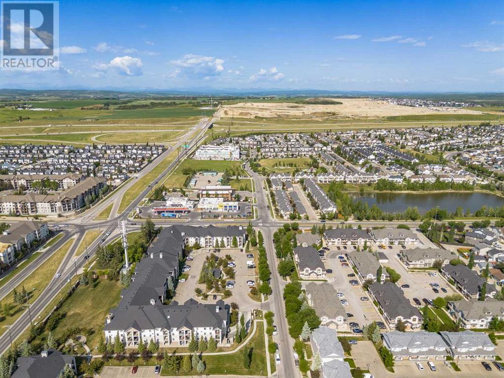 Single Family House for Sale in   Eversyde Avenue SW Evergreen Calgary 