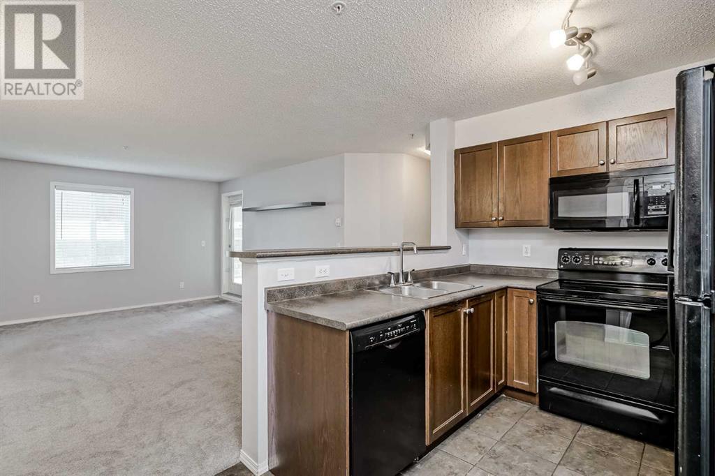 Single Family House for Sale in   Eversyde Avenue SW Evergreen Calgary 