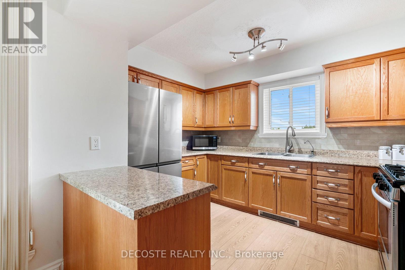 Photo 10 of 20330 Lochiel Road, North Glengarry ON