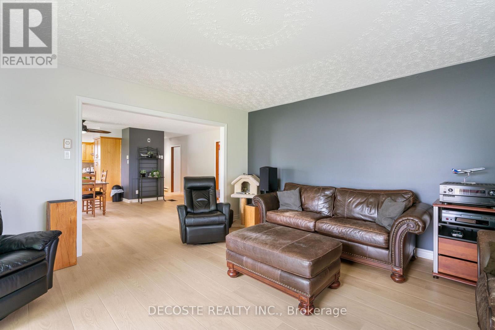 Photo 19 of 20330 Lochiel Road, North Glengarry ON
