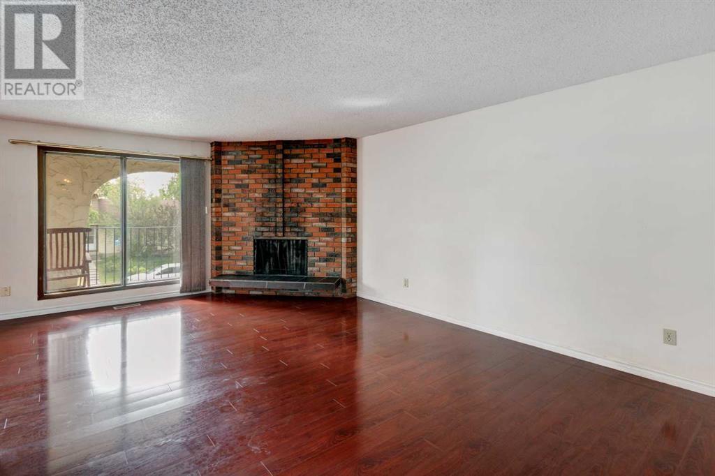 Single Family House Bi-level for Sale in  Dalhousie Crescent NW Dalhousie Calgary 
