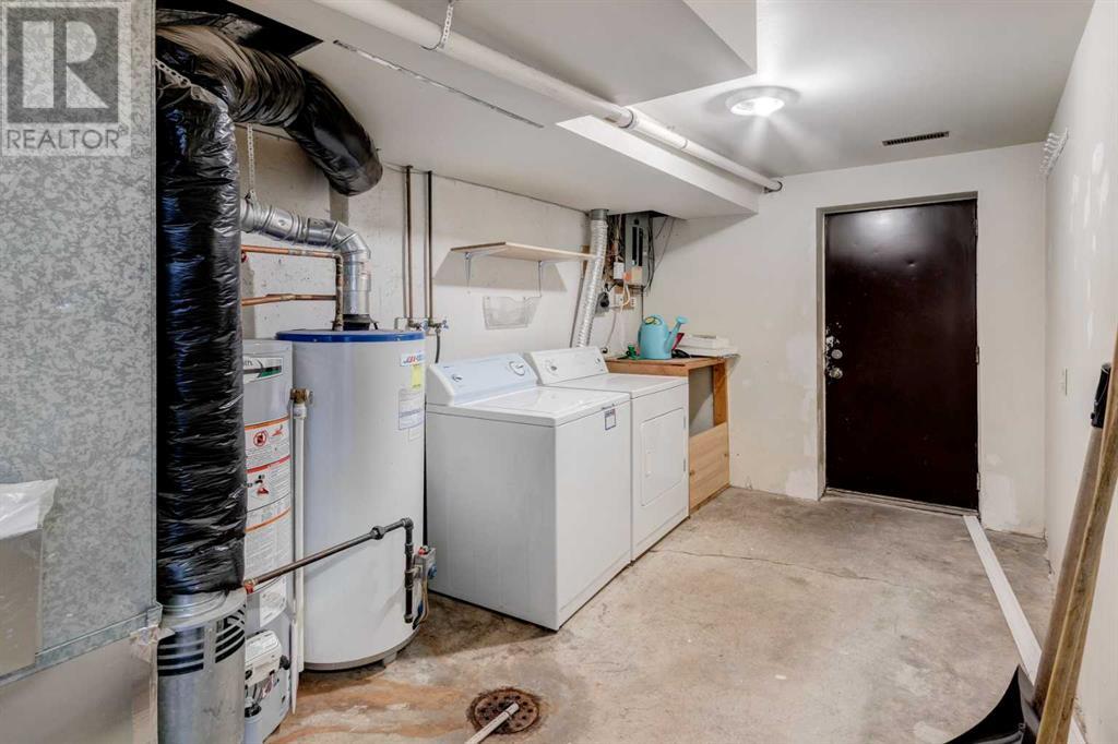Single Family House Bi-level for Sale in  Dalhousie Crescent NW Dalhousie Calgary 