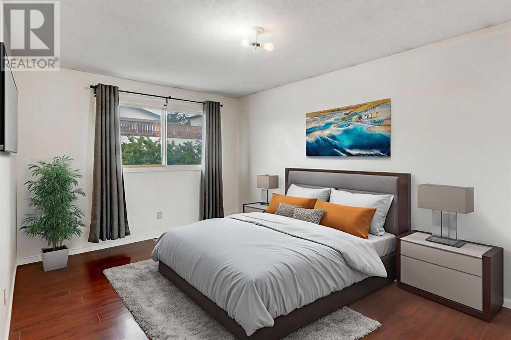 Single Family House Bi-level for Sale in  Dalhousie Crescent NW Dalhousie Calgary 