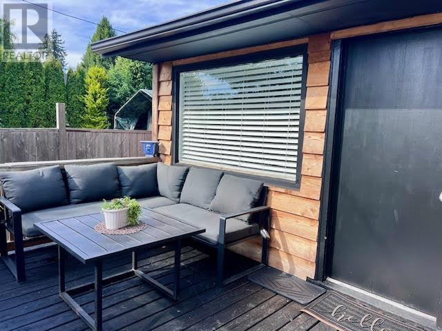 716/718 HILLCREST ROAD, Gibsons