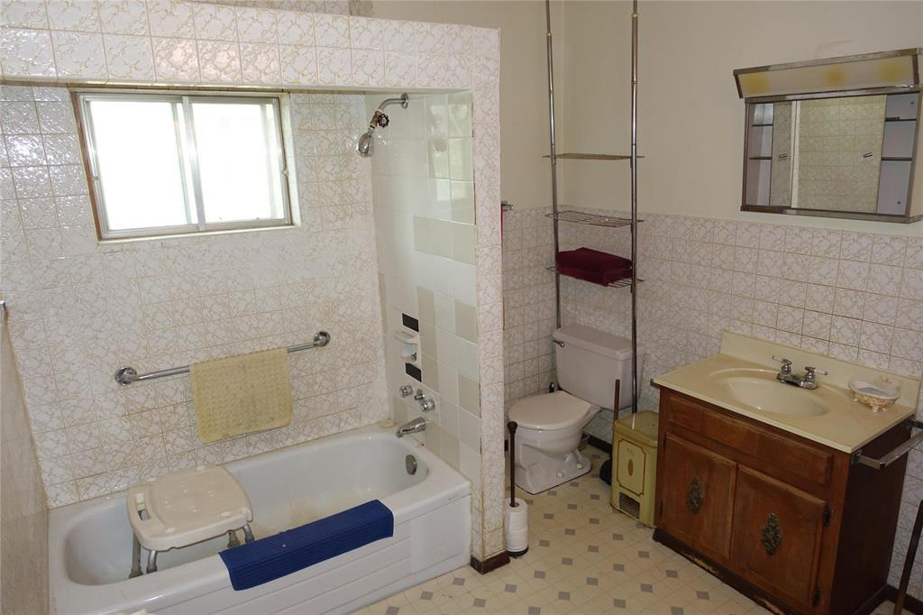 Photo 14 of 955 Mcmillan Avenue, Winnipeg MB