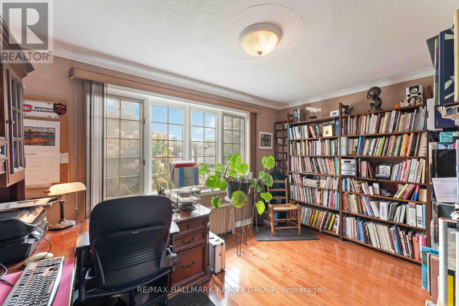 Photo 17 of 431 Blake Boulevard, Ottawa ON