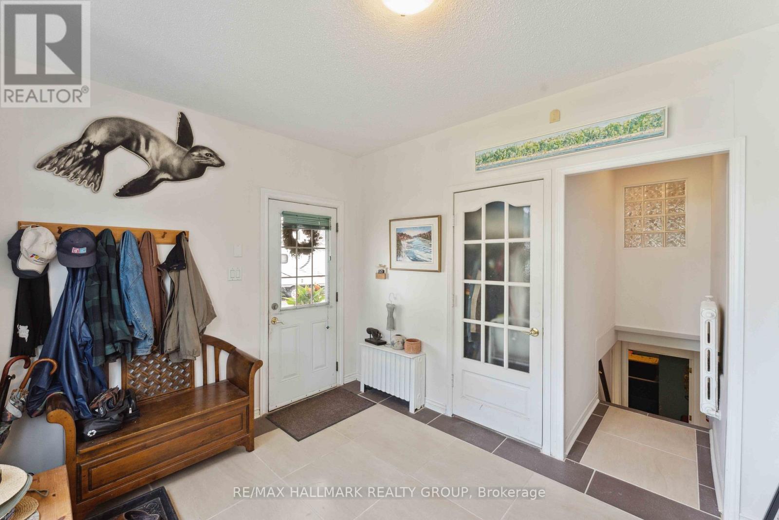 Photo 21 of 431 Blake Boulevard, Ottawa ON