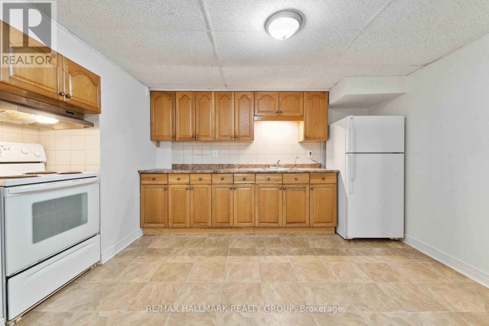 Photo 29 of 431 Blake Boulevard, Ottawa ON