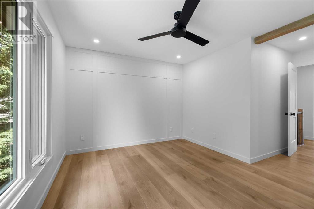 Single Family House 4 Level for Sale in  Point Mckay Road NW Point McKay Calgary 