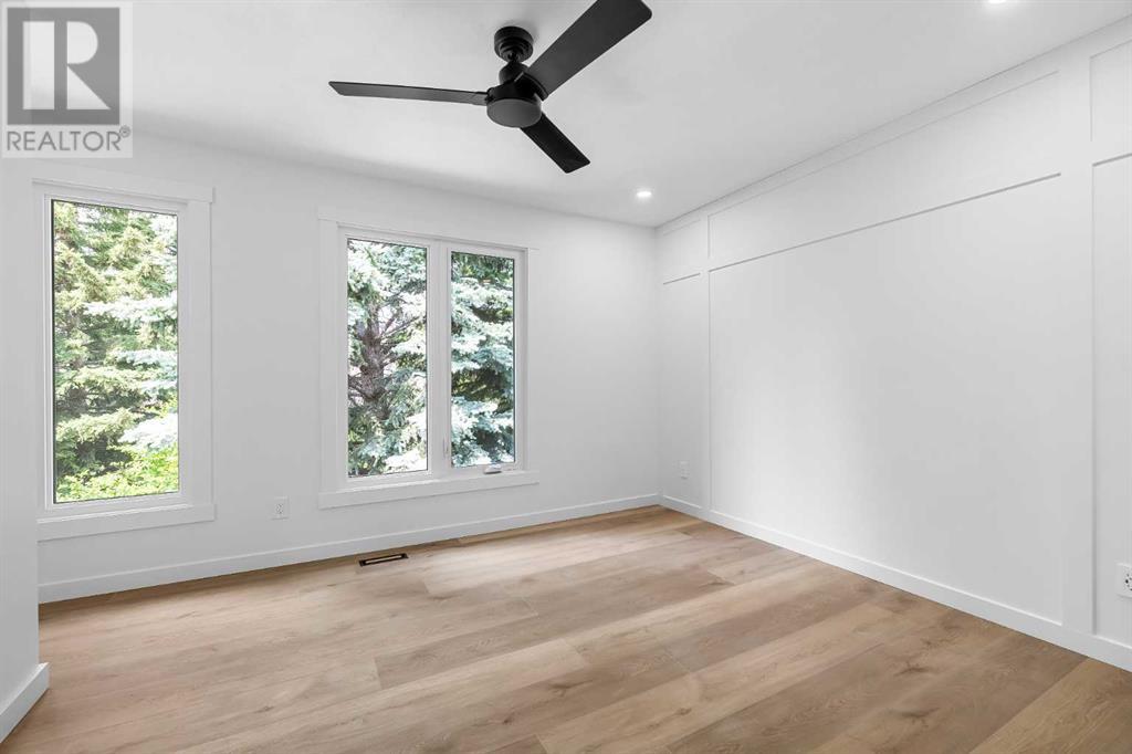 Single Family House 4 Level for Sale in  Point Mckay Road NW Point McKay Calgary 