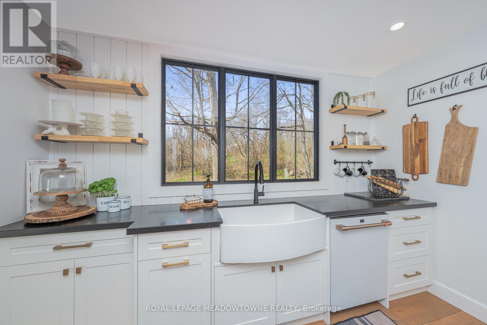Photo 39 of 27 Tweedle Street, Halton Hills ON