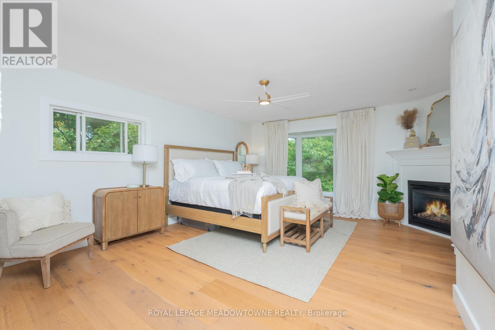 Photo 44 of 27 Tweedle Street, Halton Hills ON