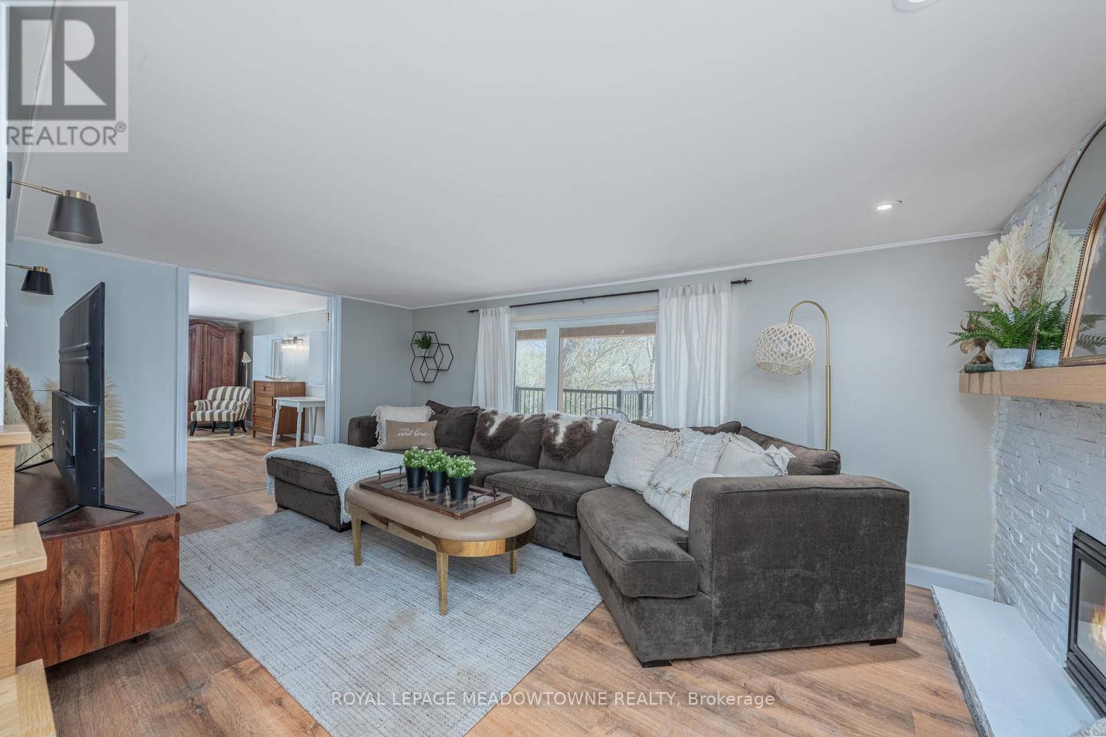 Photo 41 of 27 Tweedle Street, Halton Hills ON
