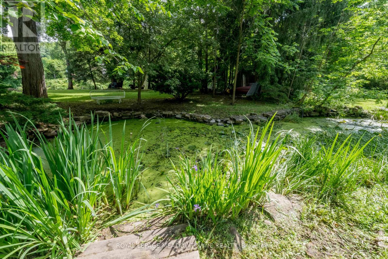 Photo 29 of 27 Tweedle Street, Halton Hills ON