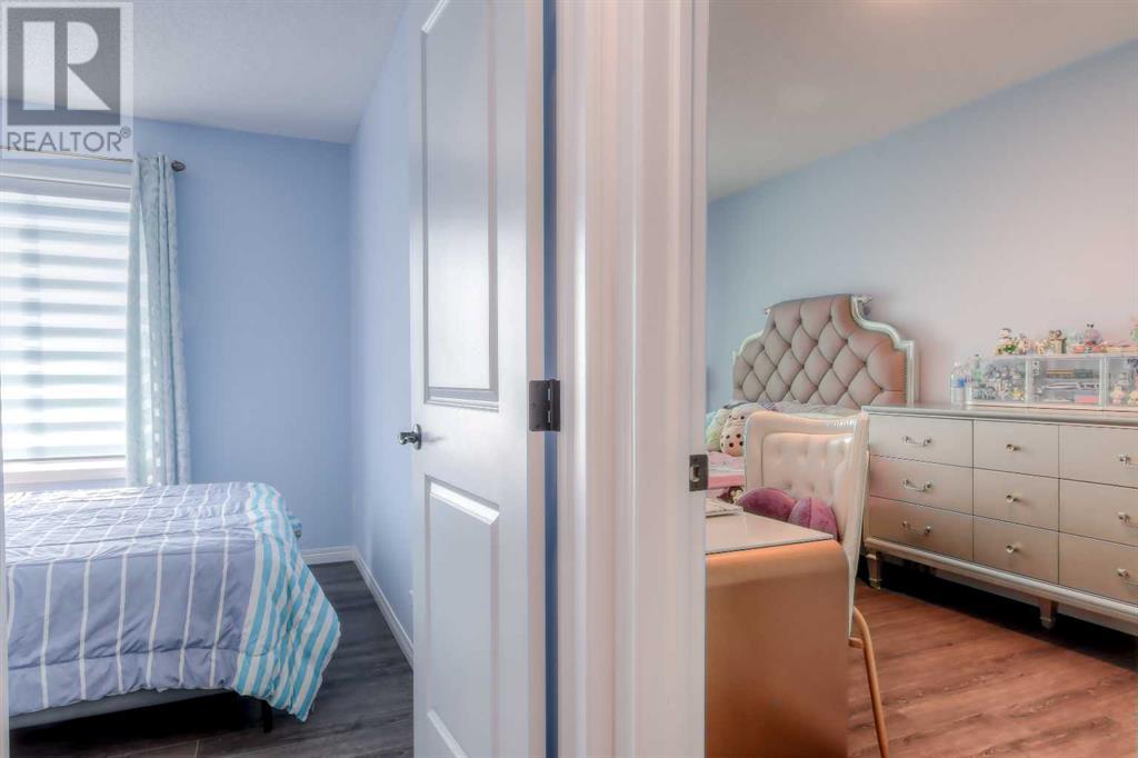 Single Family House for Sale in  Calhoun Crescent NE Livingston Calgary 
