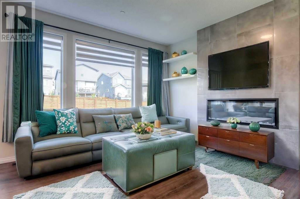 Single Family House for Sale in  Calhoun Crescent NE Livingston Calgary 