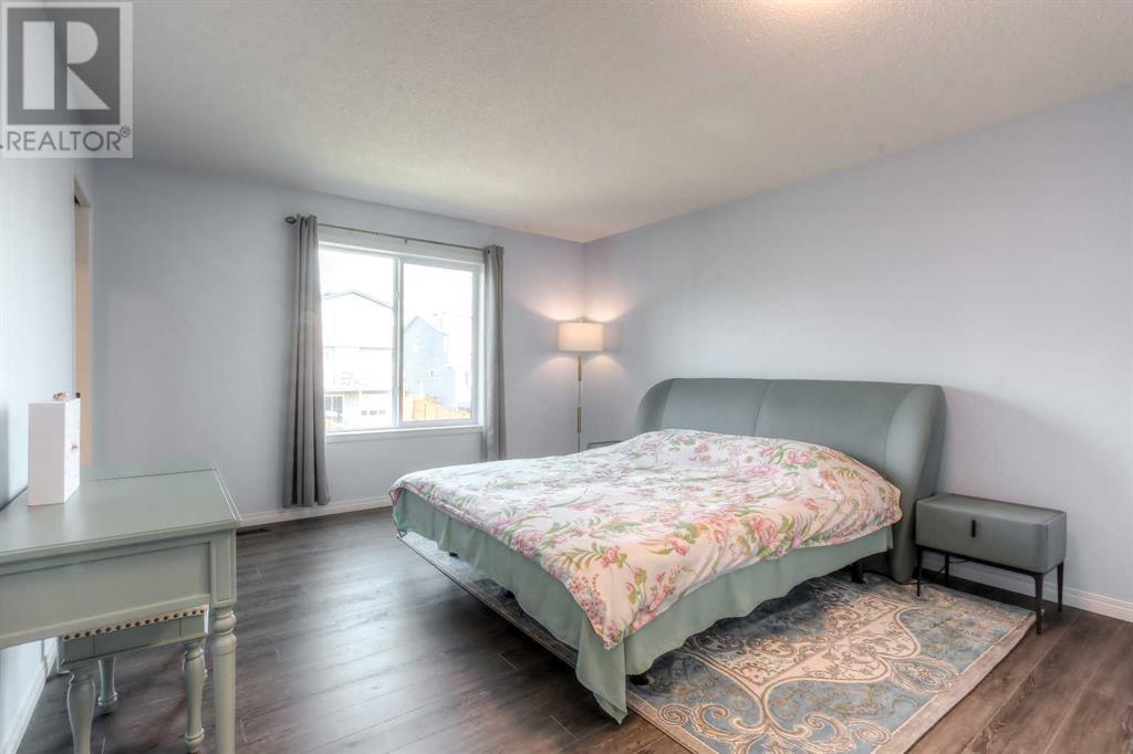 Single Family House for Sale in  Calhoun Crescent NE Livingston Calgary 