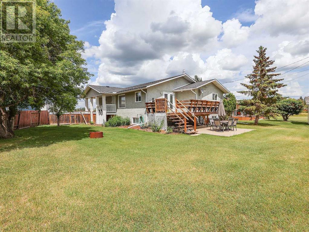 Single Family House Bungalow for Sale in   StreetClose Parkdale Stettler 