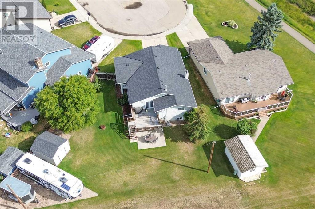 Single Family House Bungalow for Sale in   StreetClose Parkdale Stettler 