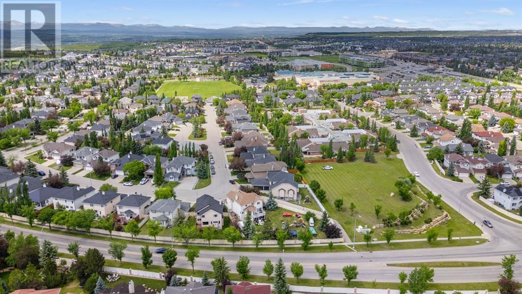 Single Family House for Sale in  Simcoe Crescent SW Signal Hill Calgary 