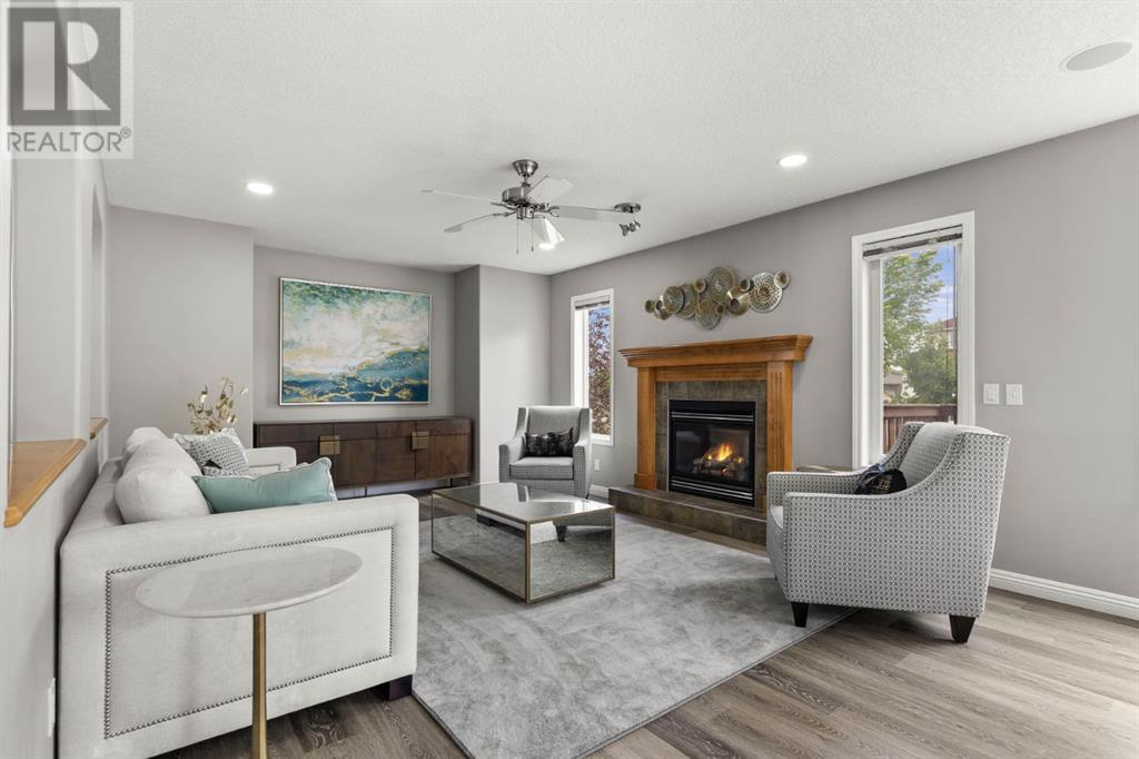Single Family House for Sale in  Simcoe Crescent SW Signal Hill Calgary 