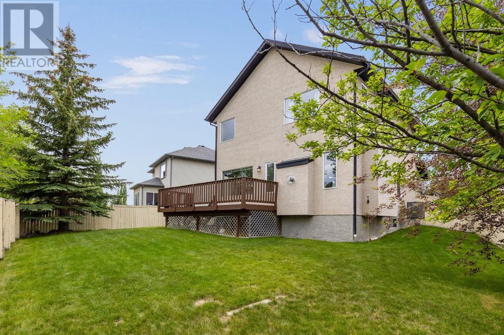 Single Family House for Sale in  Simcoe Crescent SW Signal Hill Calgary 