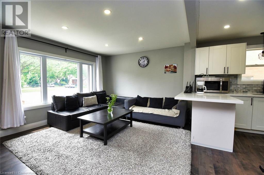 Photo 13 of 339 Melvin Avenue, Hamilton ON