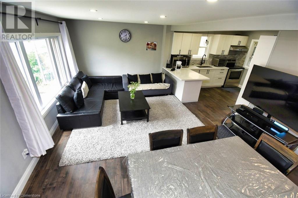 Photo 12 of 339 Melvin Avenue, Hamilton ON