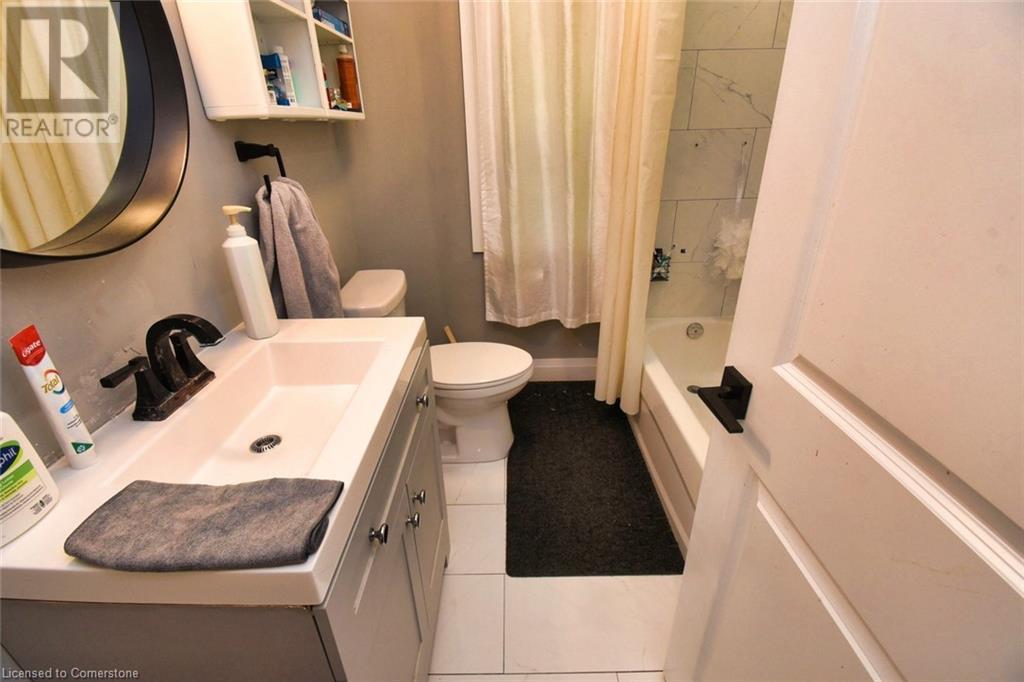 Photo 24 of 339 Melvin Avenue, Hamilton ON