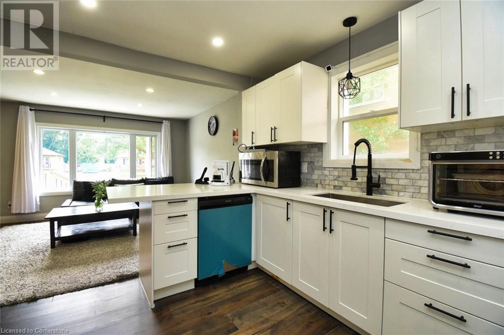 Photo 15 of 339 Melvin Avenue, Hamilton ON