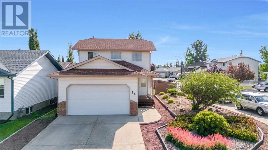 Photo 39 of 35 Logan Close, Red Deer AB