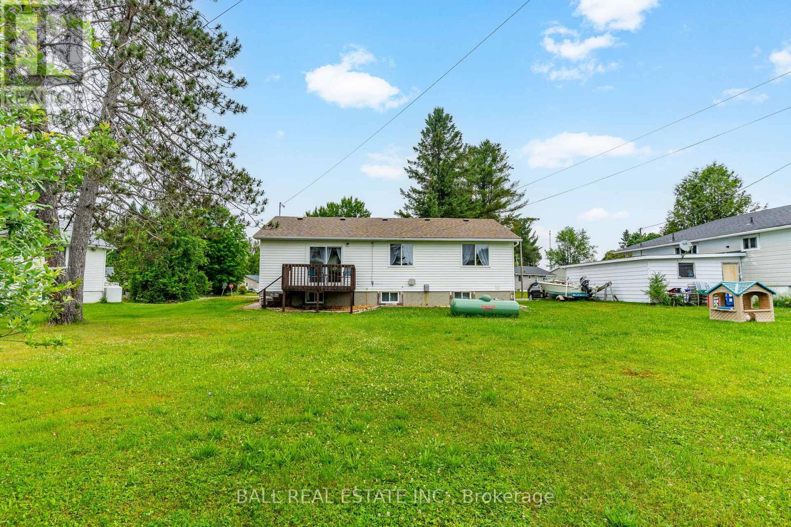Photo 7 of 3 Larch Street, Highlands East ON