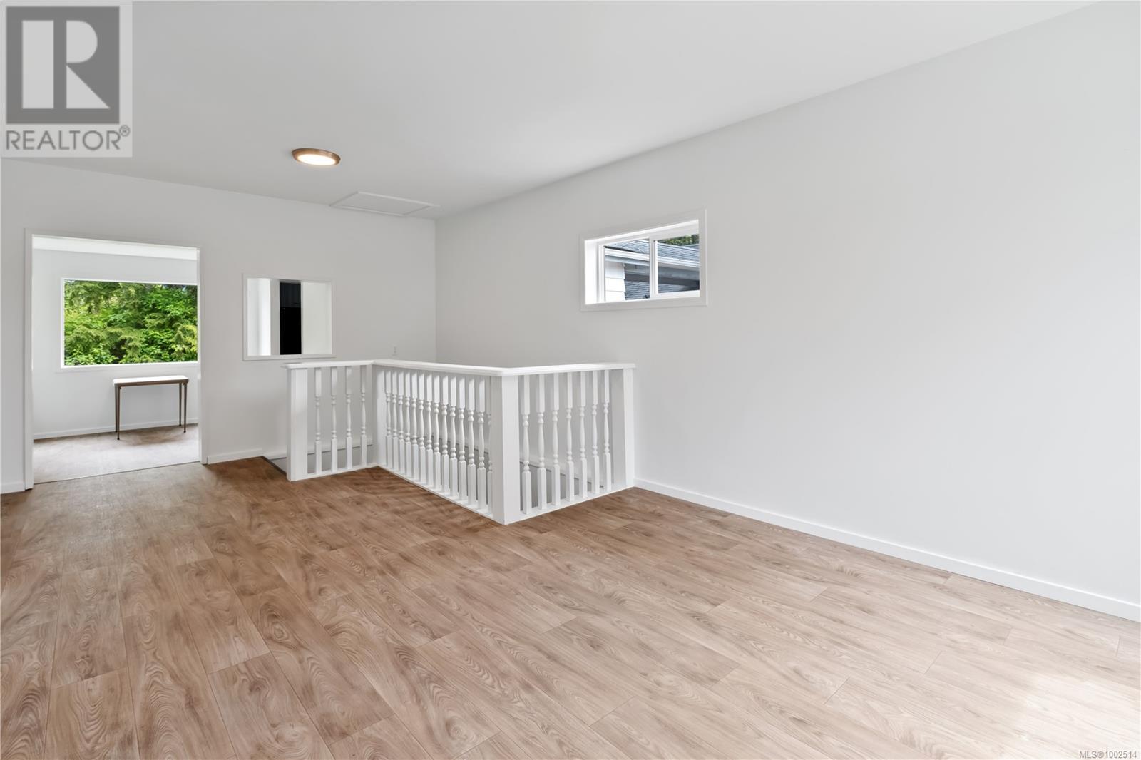 1527 Peninsula Rd, Ucluelet