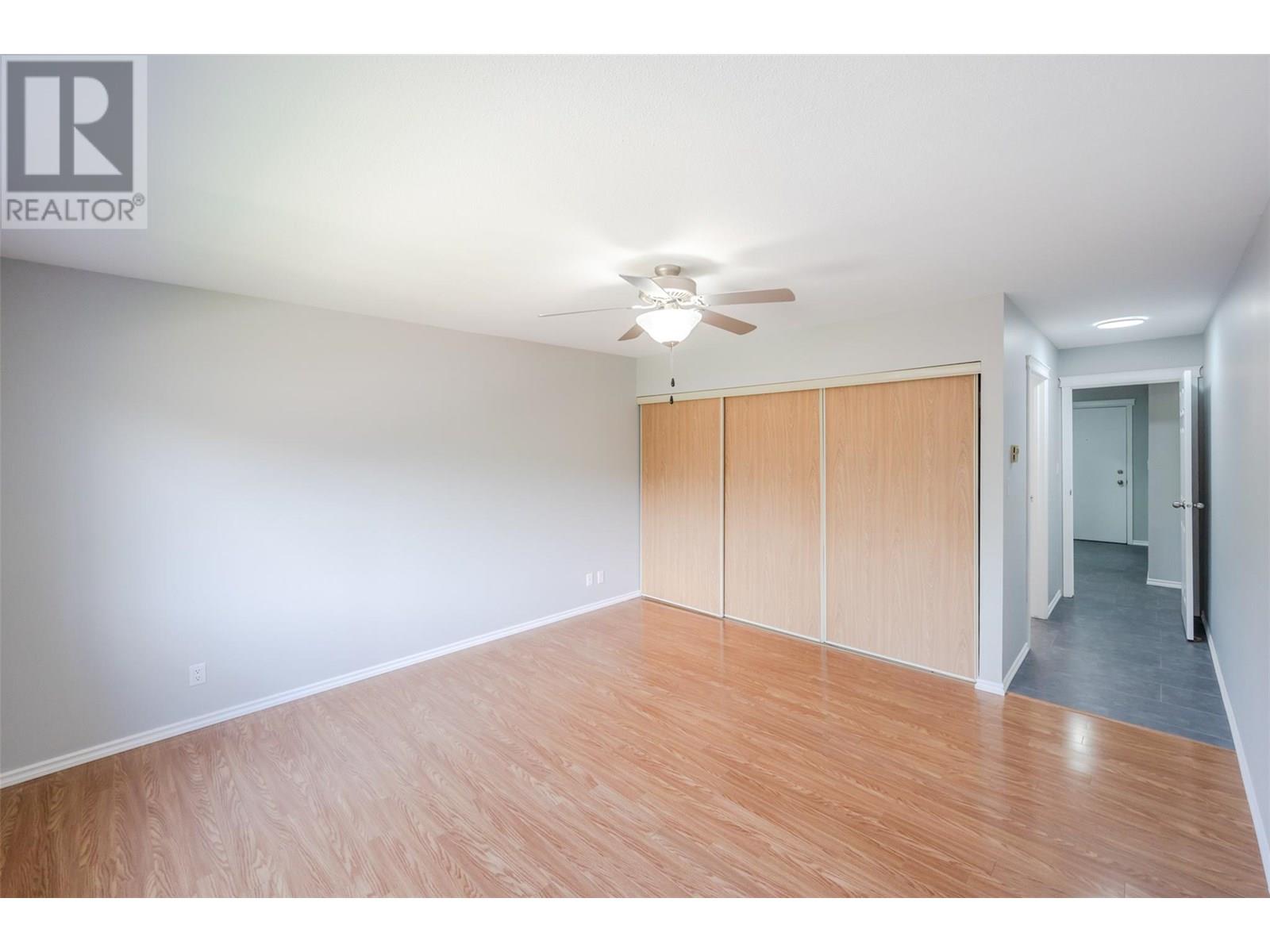 208 272 Green Avenue West, Penticton