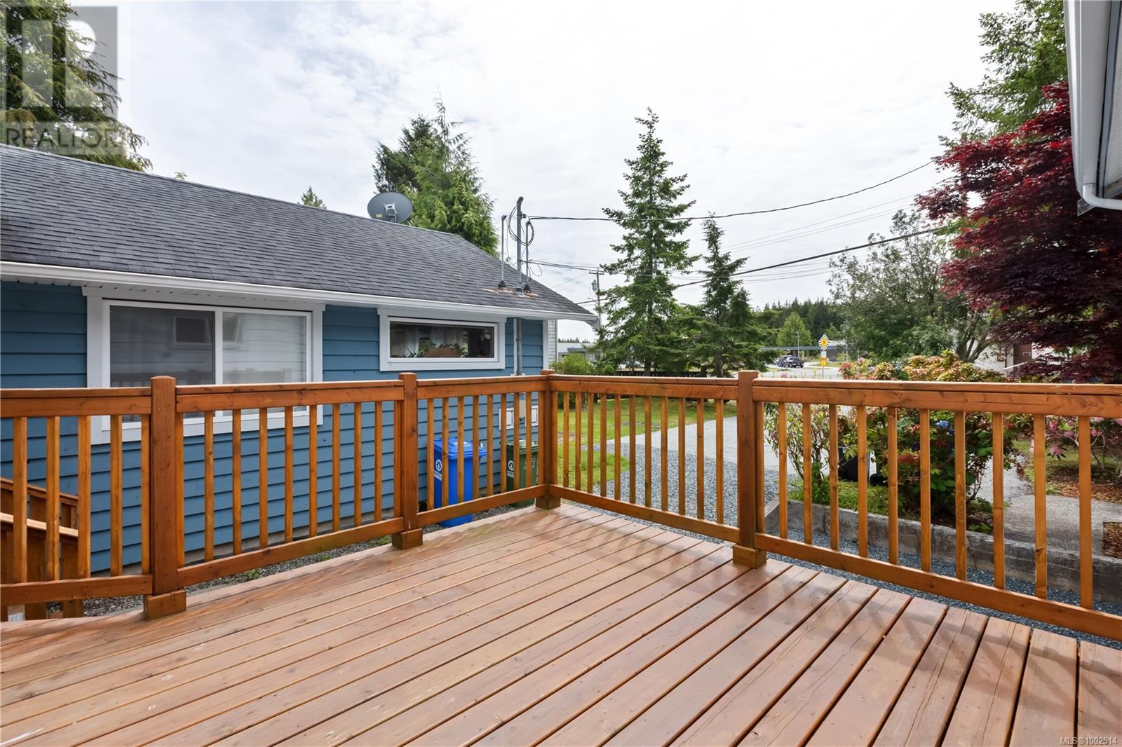 1527 Peninsula Rd, Ucluelet